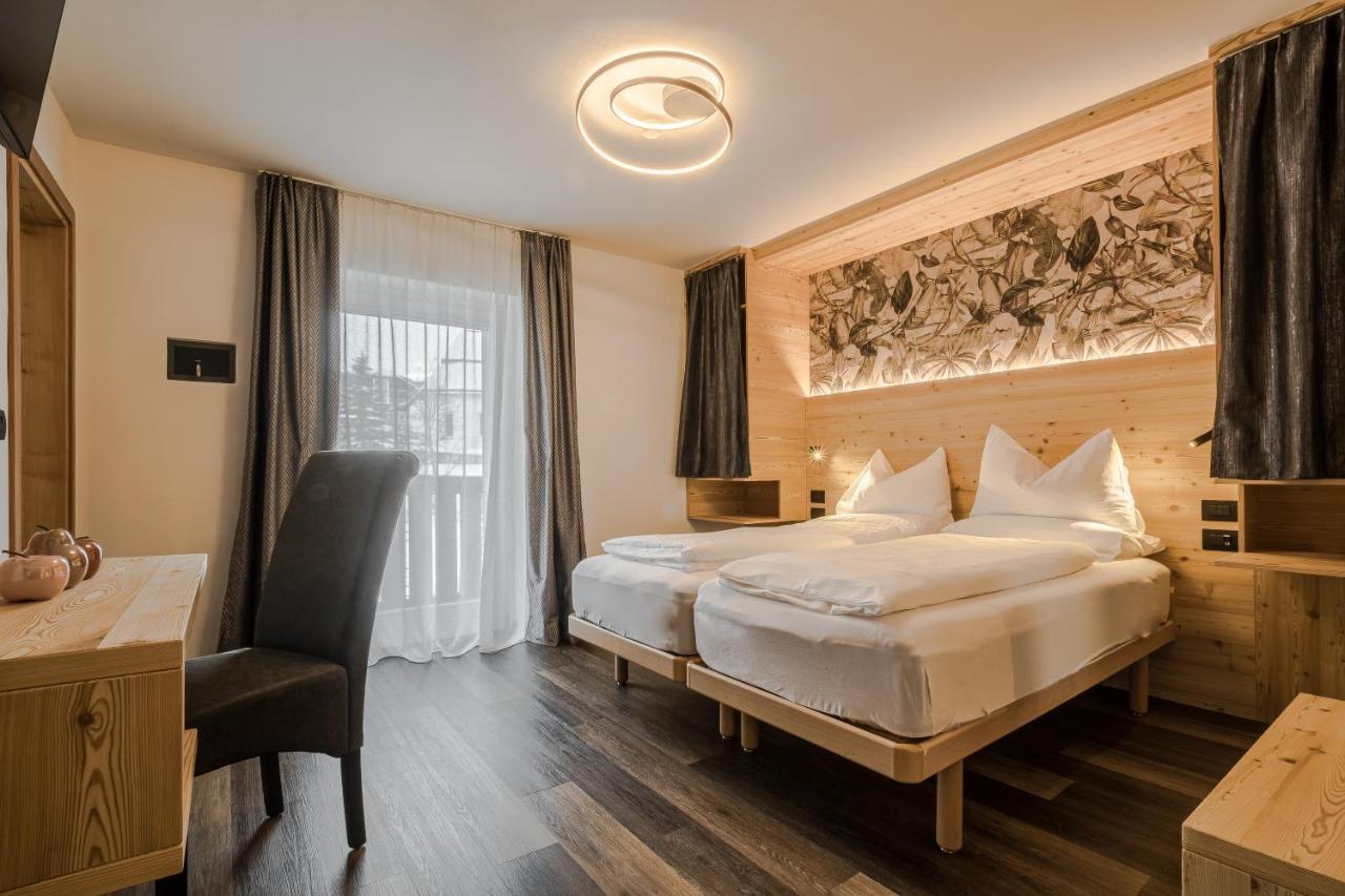 Hotel B&B Marilena 阿拉巴 外观 照片