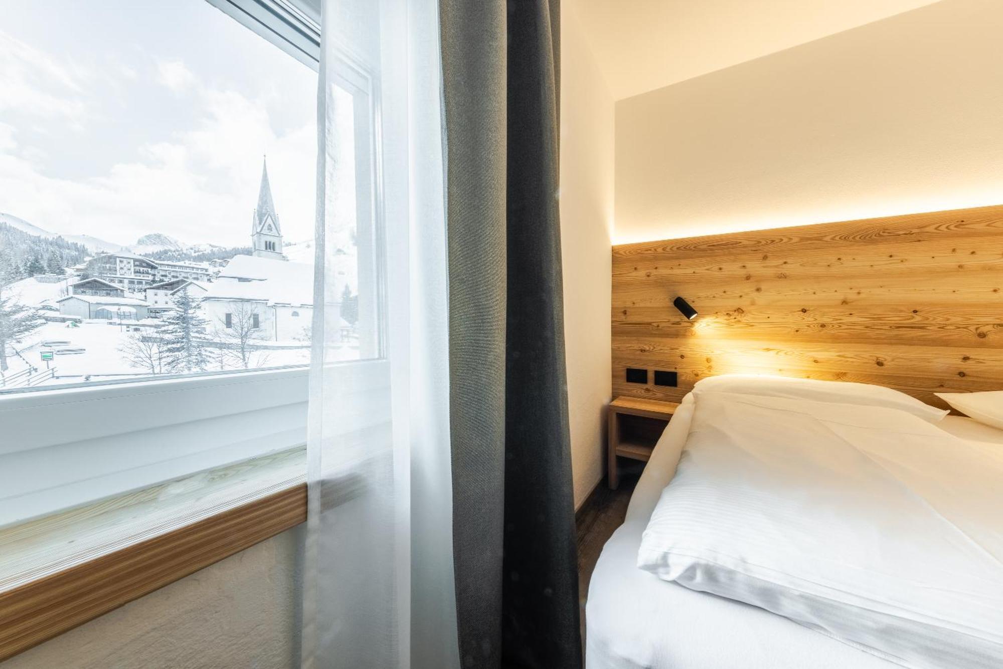 Hotel B&B Marilena 阿拉巴 外观 照片